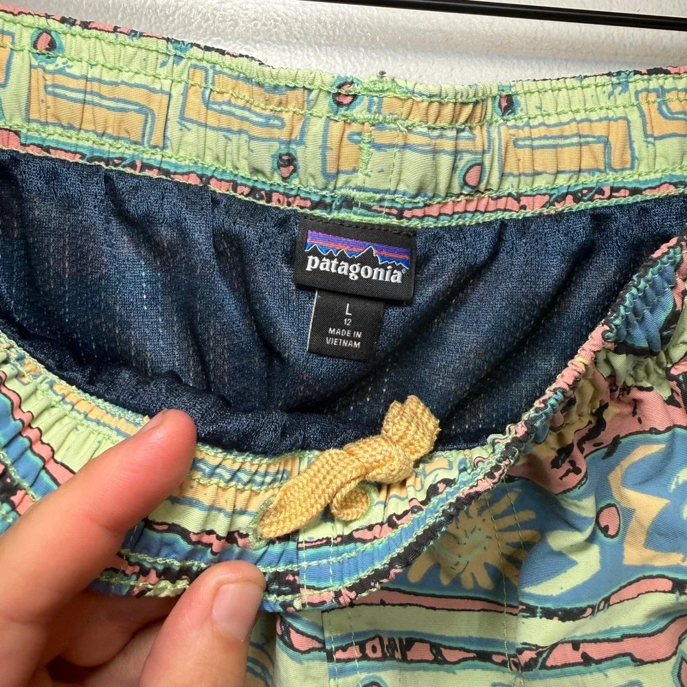 Patagonia Kids Swim Shorts Trunks Geometric Tribal Sun Print Multicolor Large 12